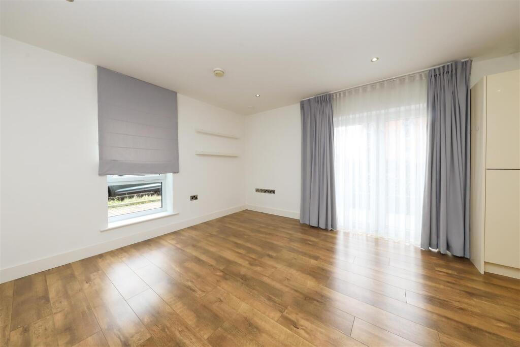 1 Bluebell Court (3) copy.jpg