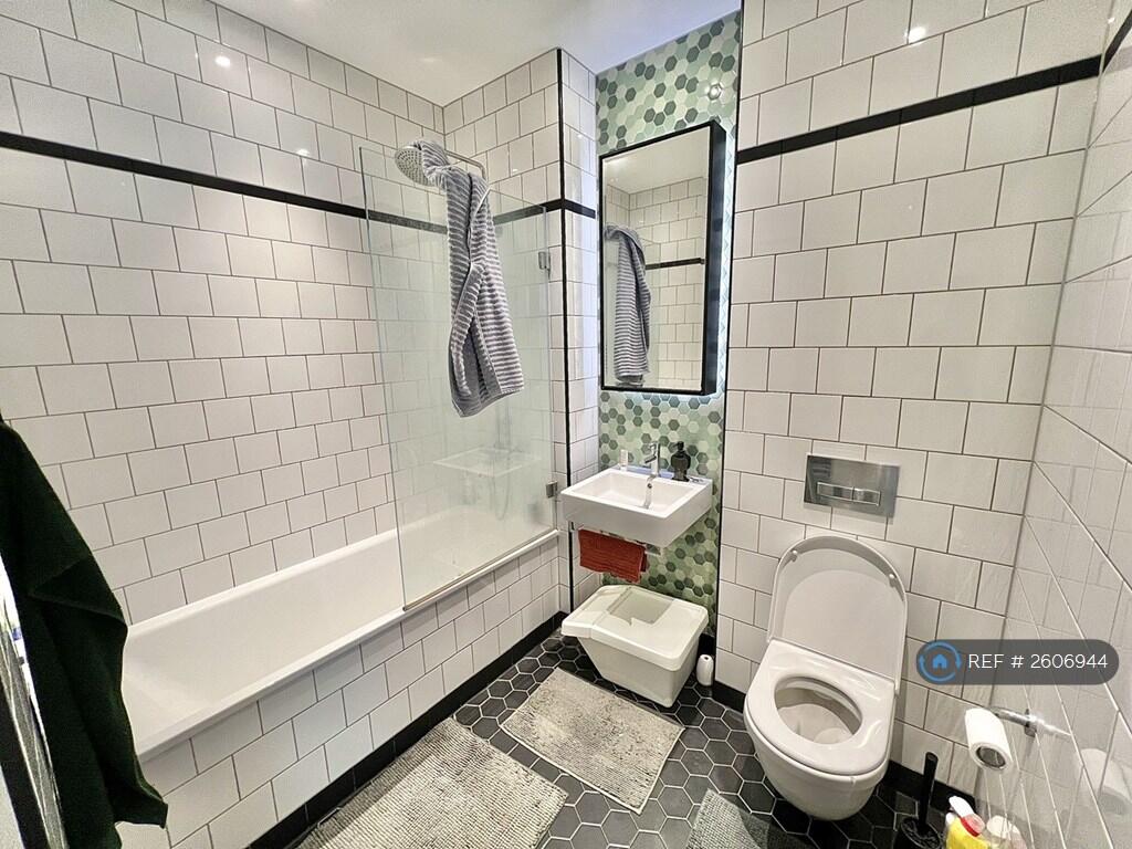 Shared Bathroom (b&amp;c)