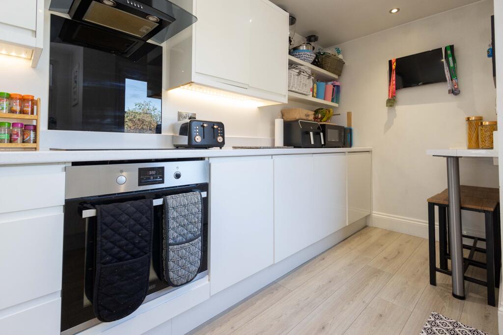 Kitchen (2)