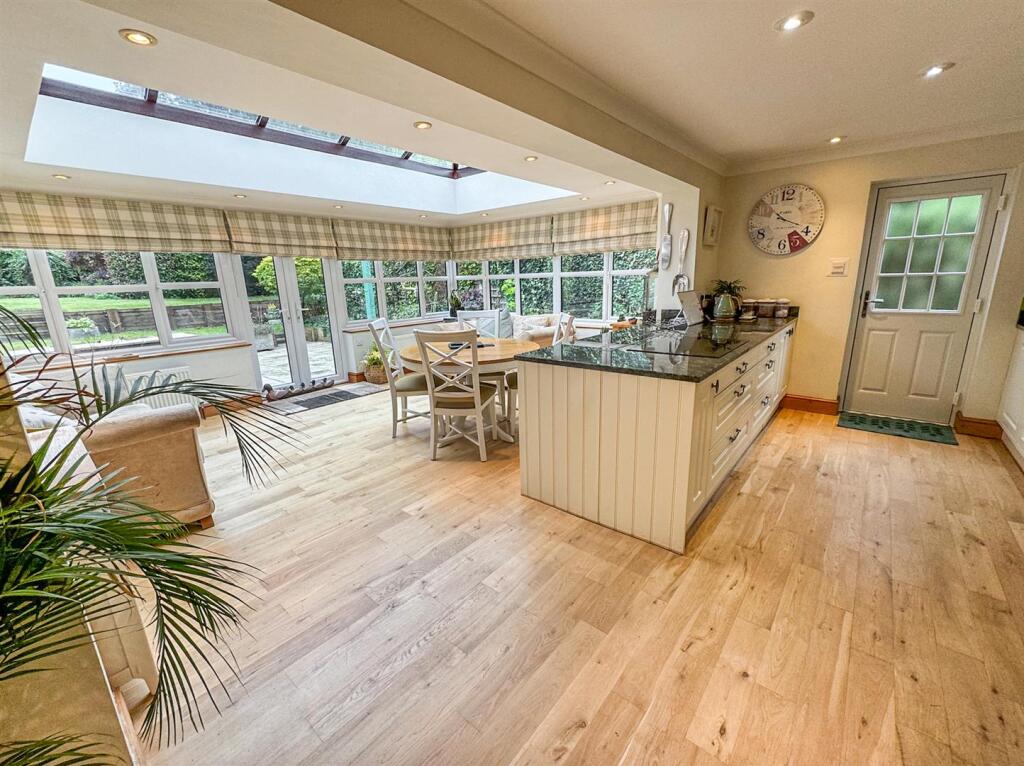 Kitchen/ Diner
