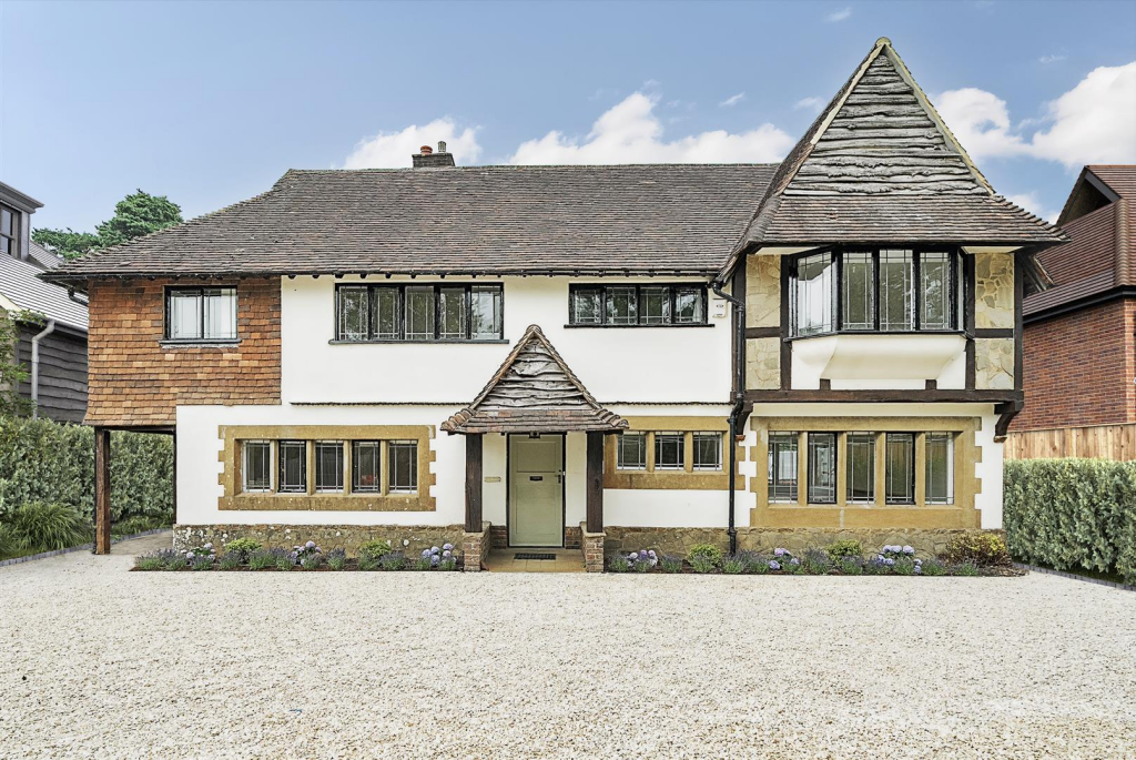 Street scene CGI.png