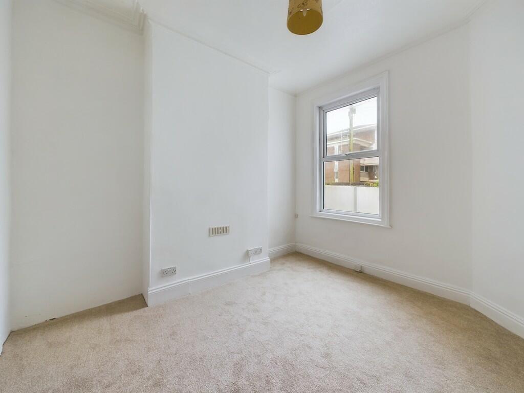 CAM03974G0-PR0034...