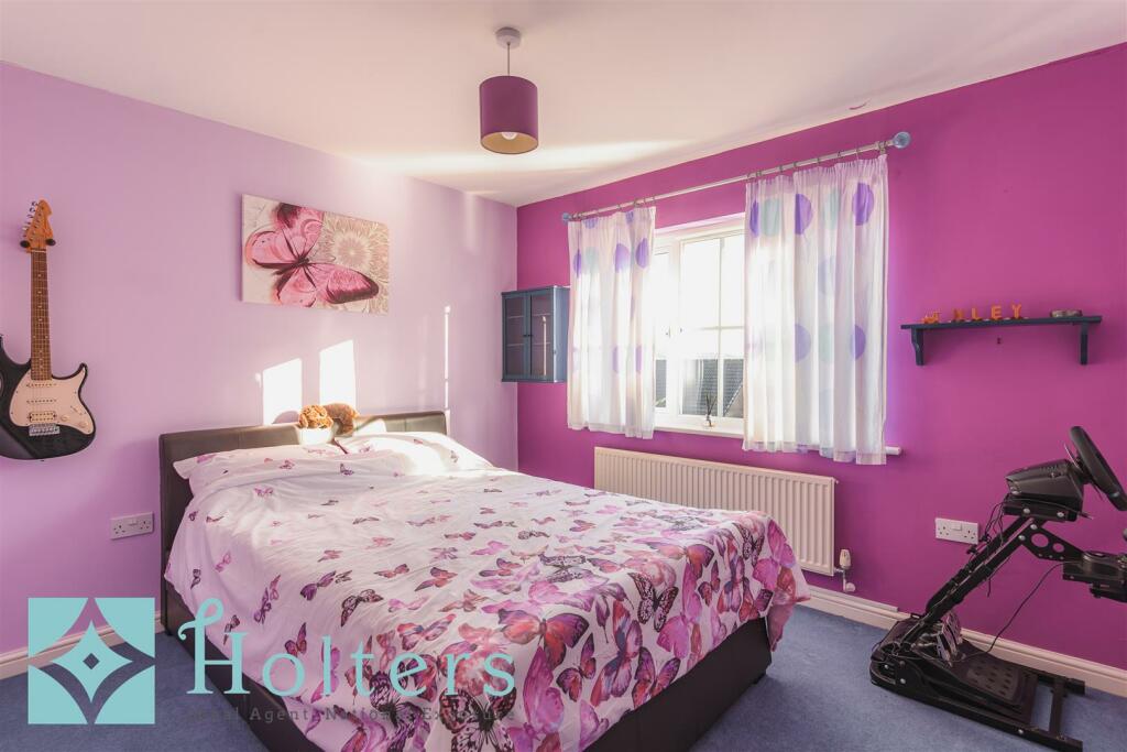 66 Dahn Drive, Ludlow-02.jpg