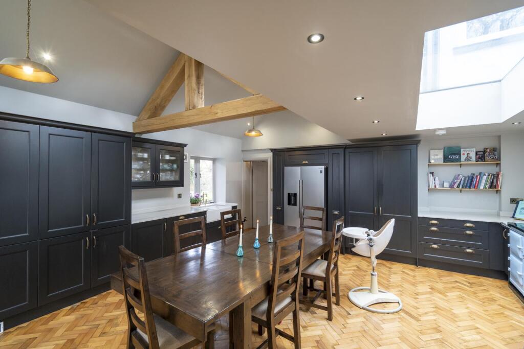 Whitburn House Lodge-17.jpg