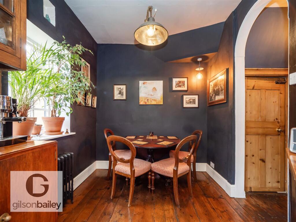 81RosaryRoad-68.jpg