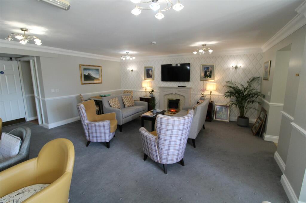 Communal Lounge