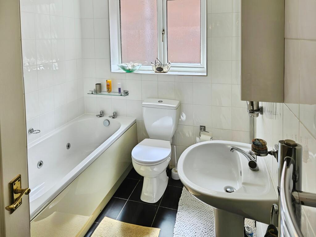 4 Piece Bathroom