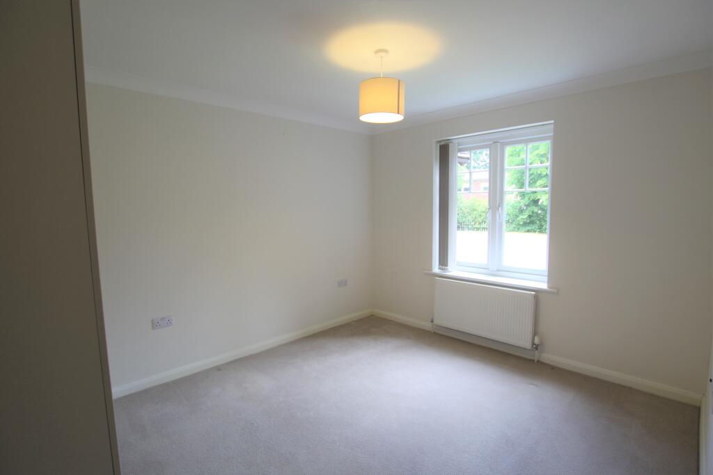 6 bed angle 2.JPG