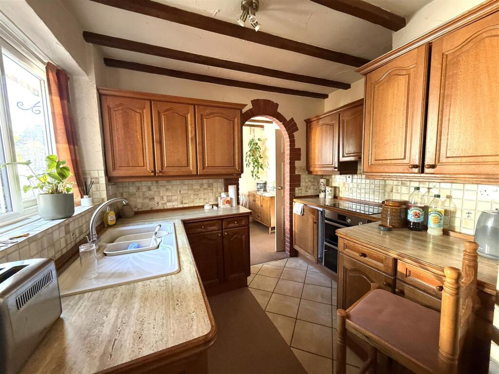 16 the pingle kit 2.jpeg