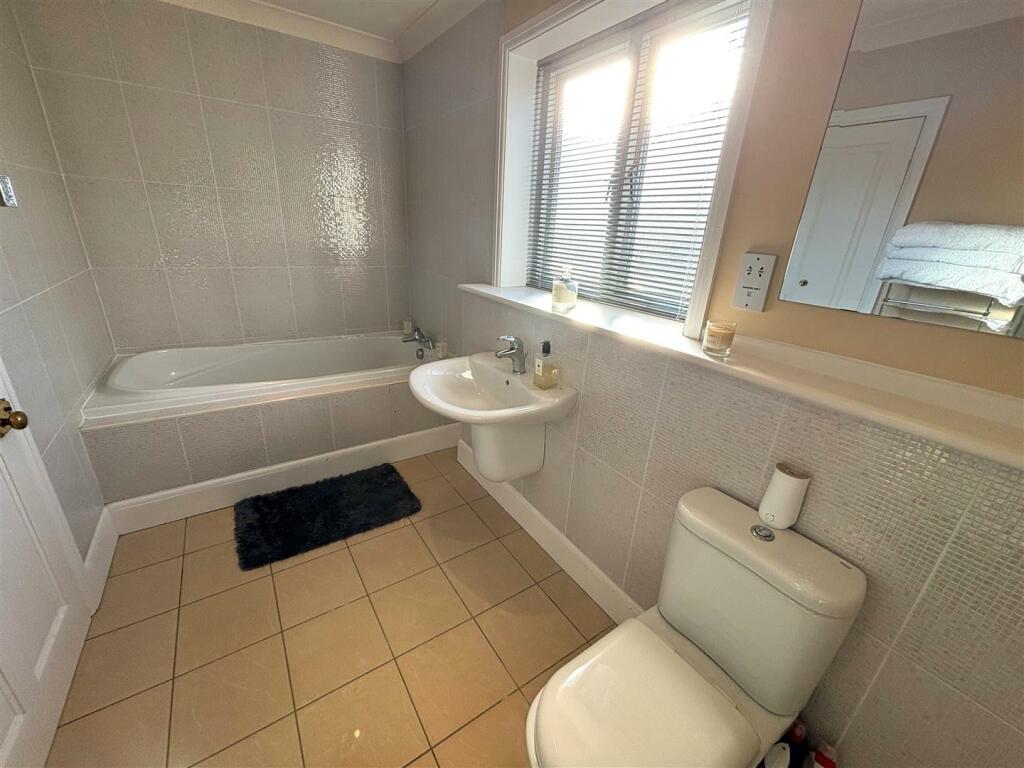 Main Bathroom
