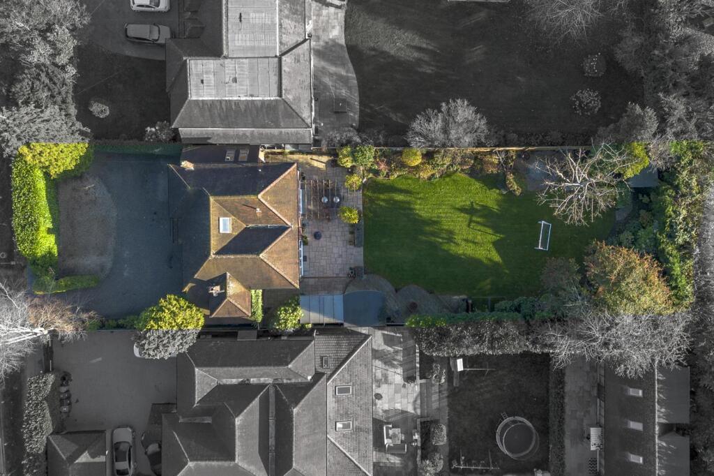 thumbnail_25 Marlow Rd, HP11 1TA NEW-2.jpg