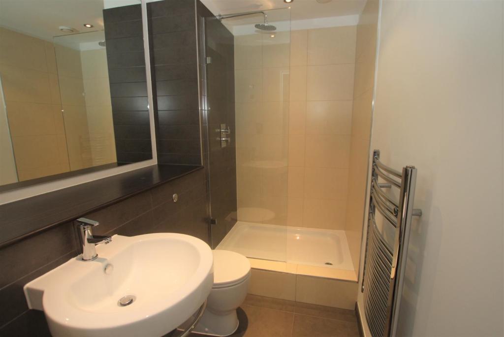 En Suite.jpg