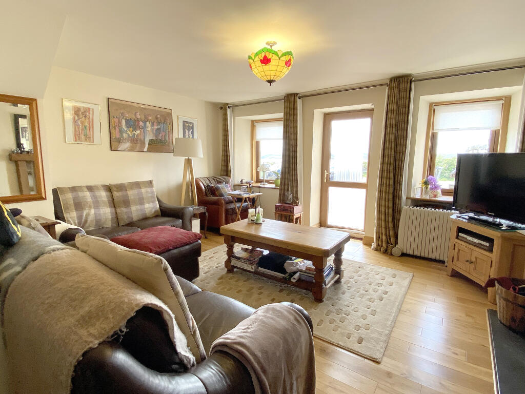 Lounge 1