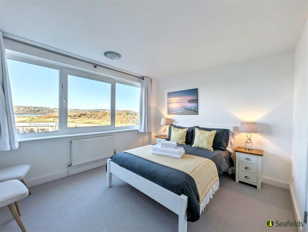1 of 3 Double Bedrooms