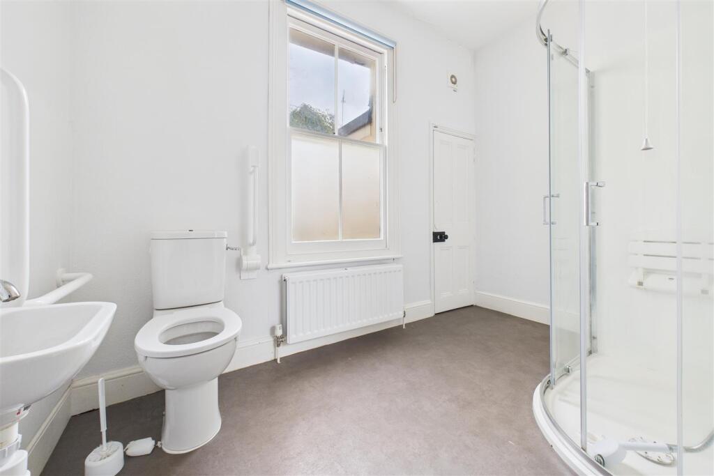 11 Osborne Villas, Kingsdown, Bristol BS2 8BP | Fr