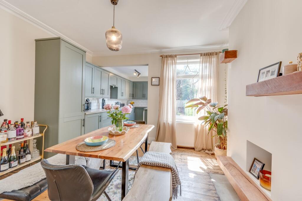 KITCHEN, LIVING ROOM AND DINING ROOM