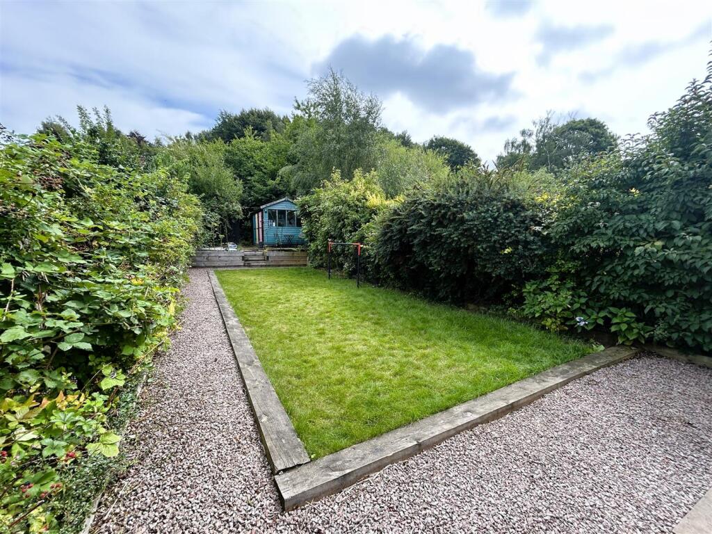 rear garden.JPG