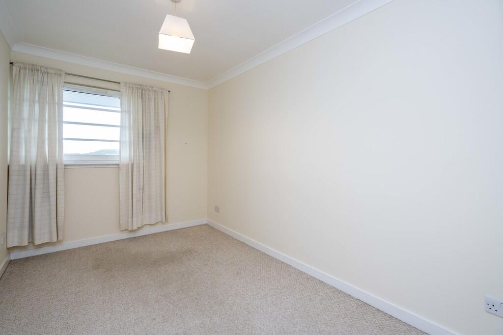 128 Whiteside Cou...