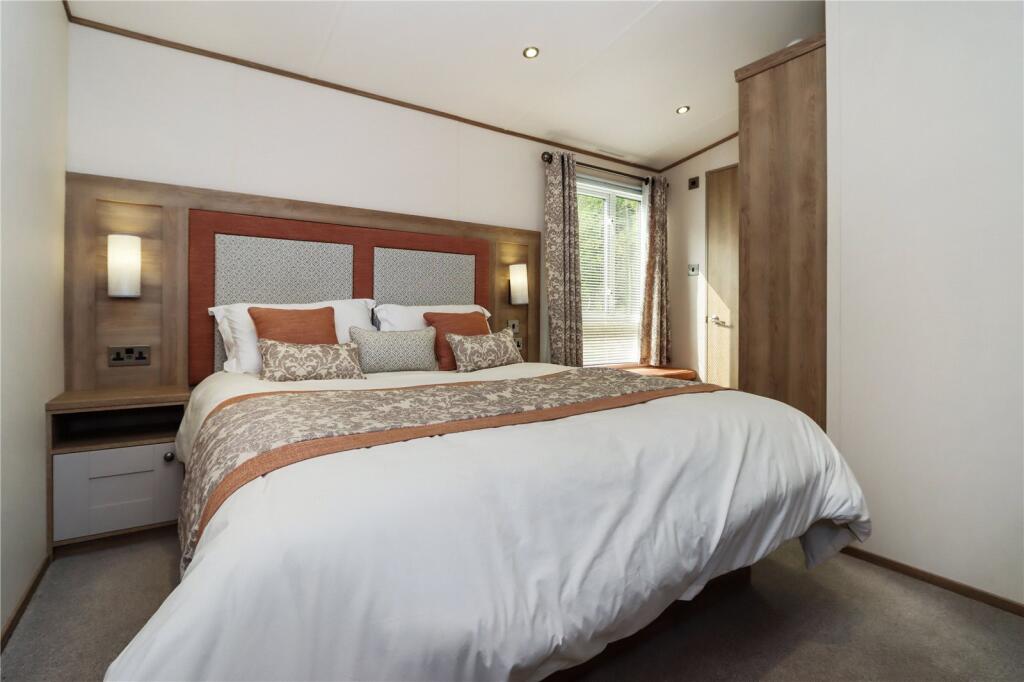 Bedroom 1 Pic 1