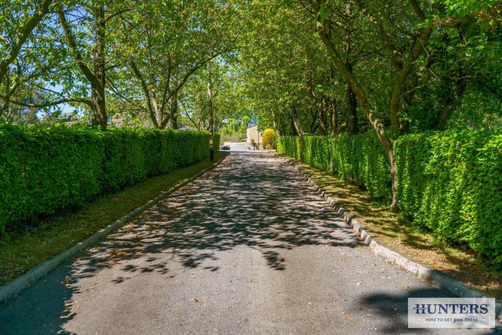 91538_Upcroft House Farm Carlton Lane Guiseley  (5