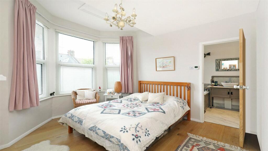 Double Bedroom