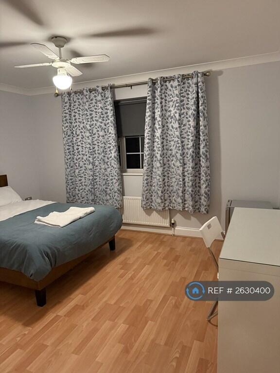 Room 1 With En-Suite 