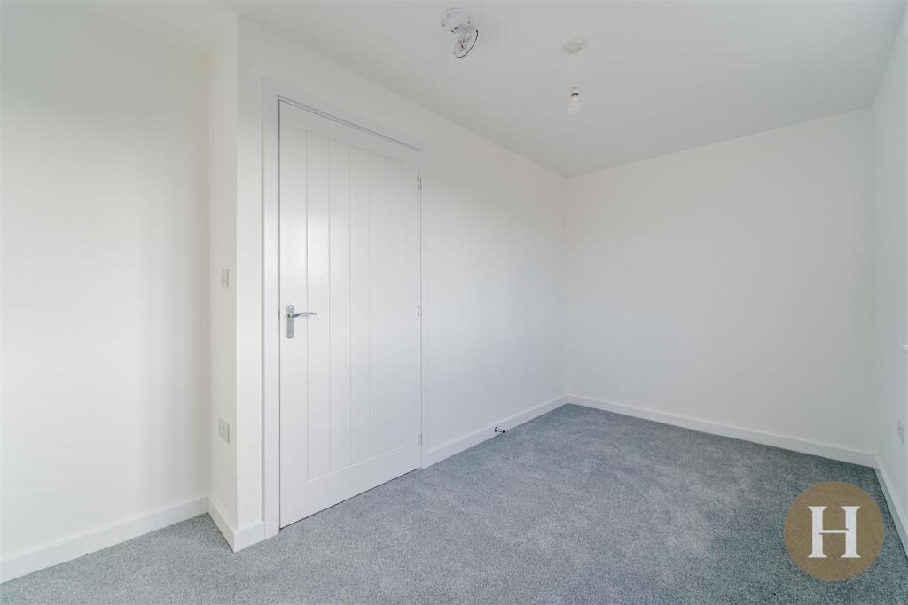 Hadleigh Estate Agents-20.jpg