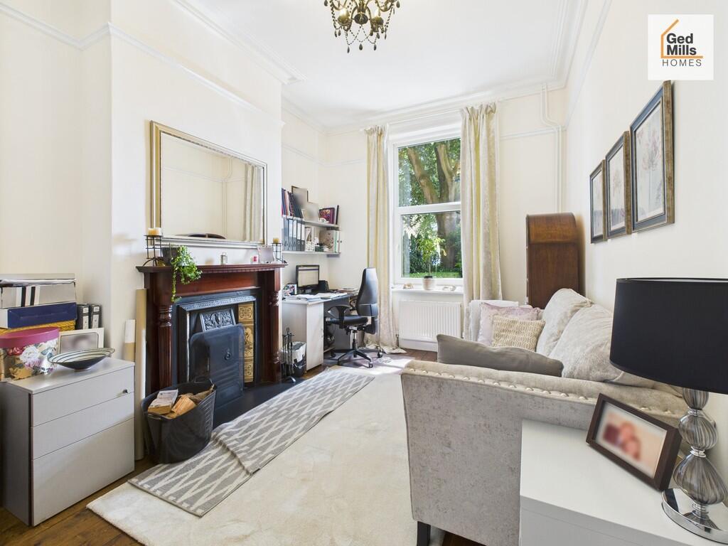 CAM04261G0-PR0064...