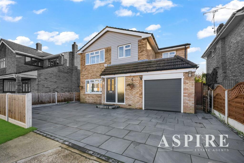 Aspire Estate Agents ss8100.jpg