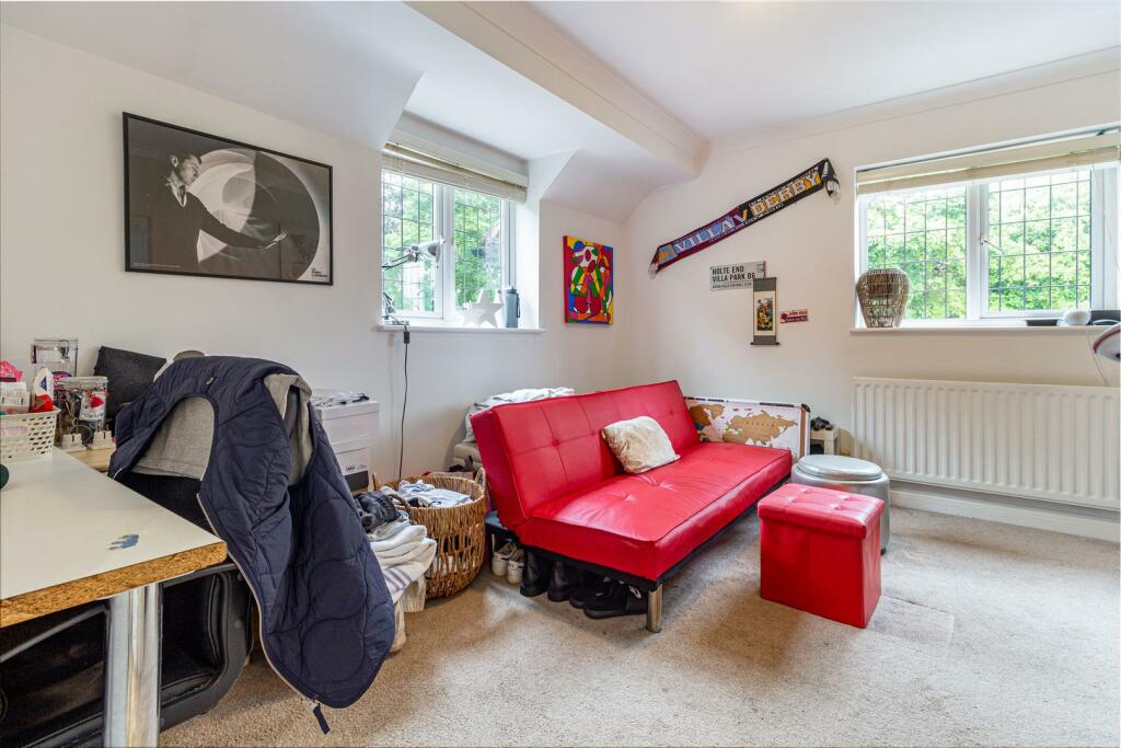 Bedroom-4-1.jpg