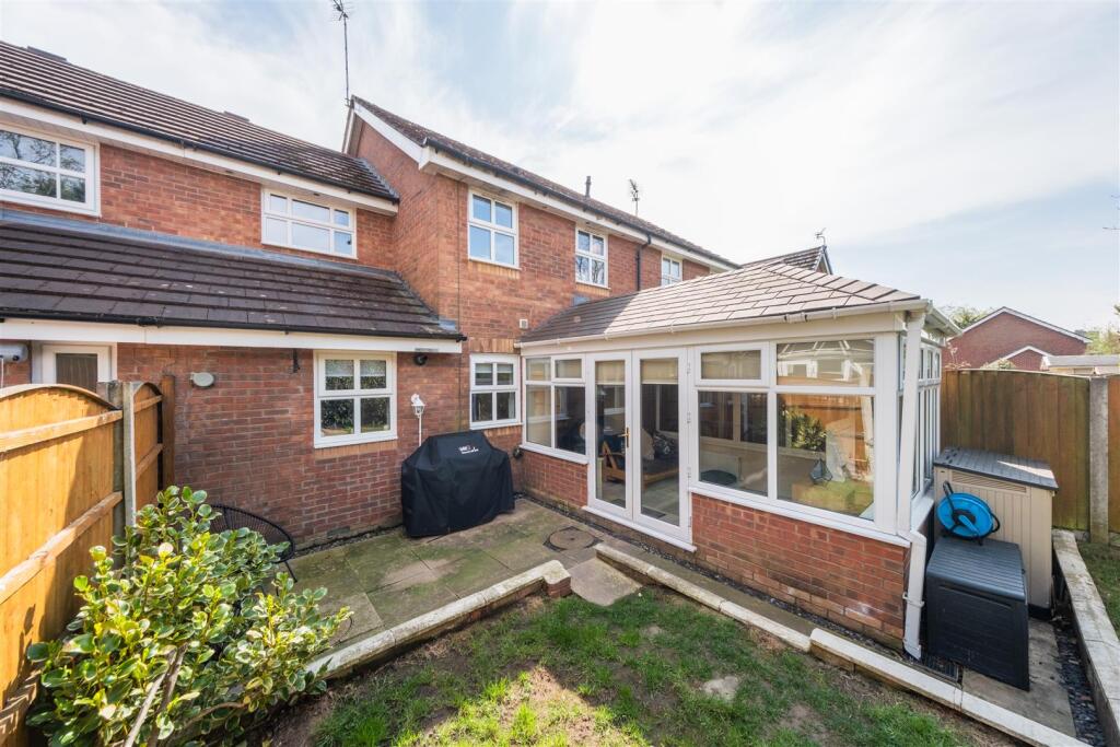 4 Hazelmere Close-034.jpg