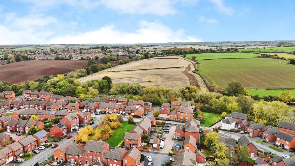 3cf323ca--4FF4-88FD-A9312BCC502E-29618-0000290B02D