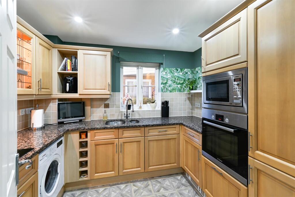 WINGFIELD COURT,16- (7).jpg