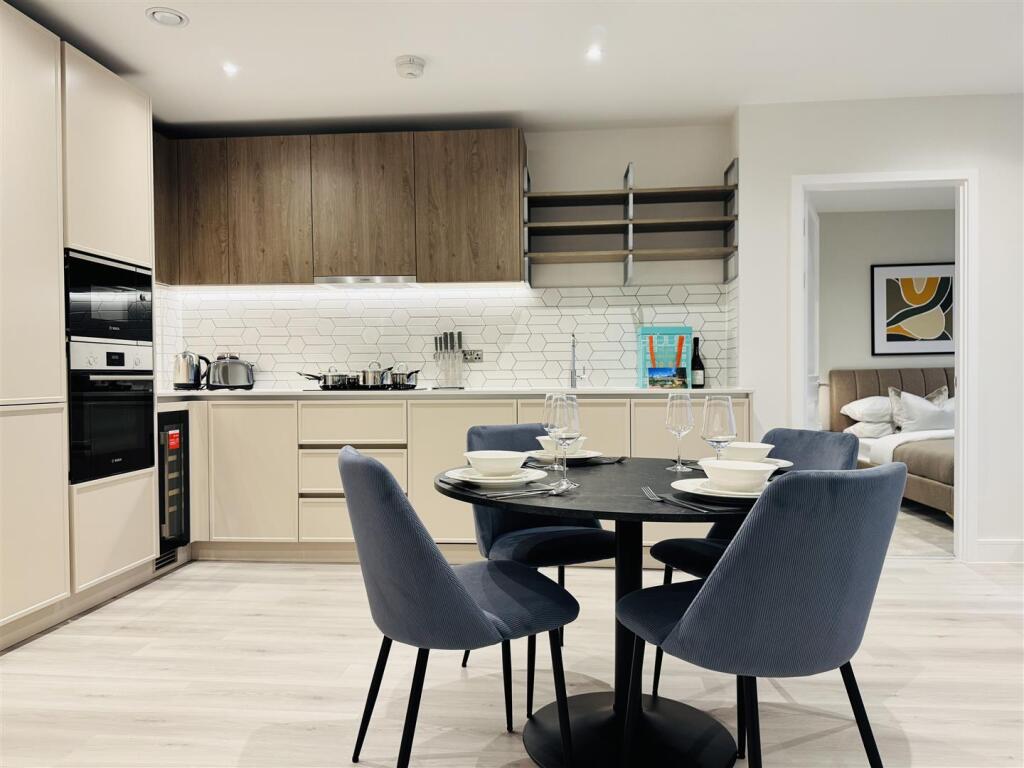 Kitchen/Living/Dining