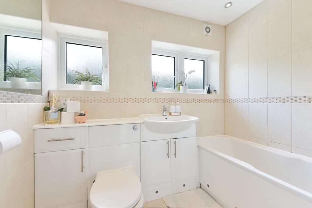 HATCH GARDENS, (4).jpg