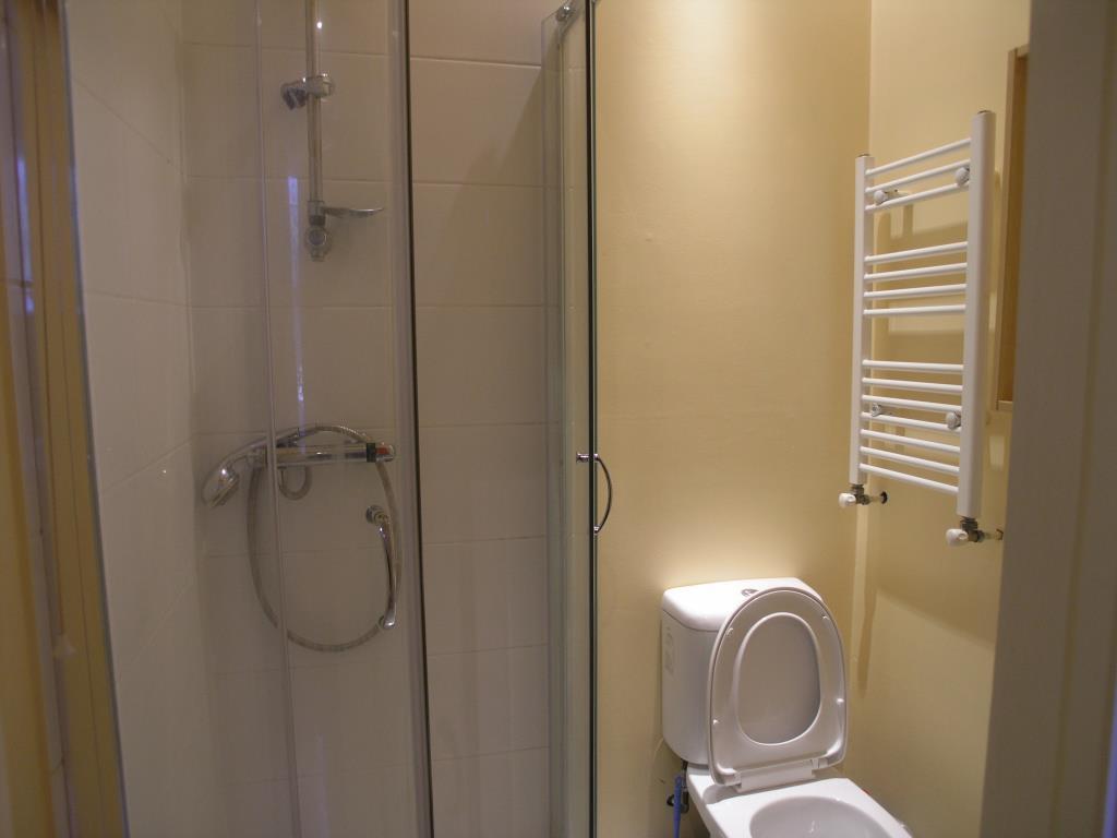 RUSSELL ROAD, WEST HENDON, NW9 6AL