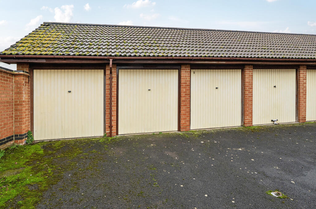 1388990-24-694287...