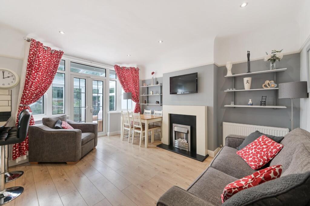 ELMWOOD DRIVE (11).jpg