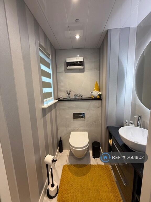 Downstairs Toilet 