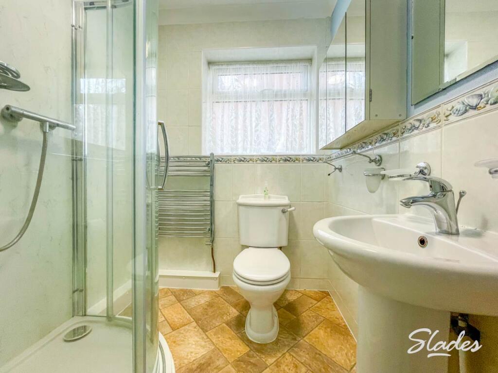 50 forest bathroom 