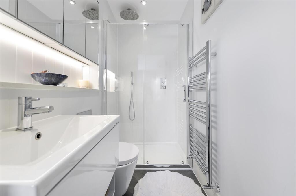 DEANS CLOSE,18-98.jpg