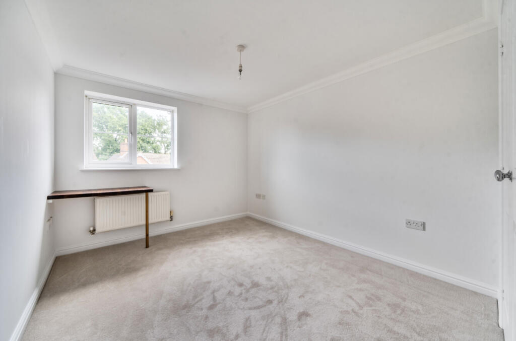 1349665-2-68b94fc...