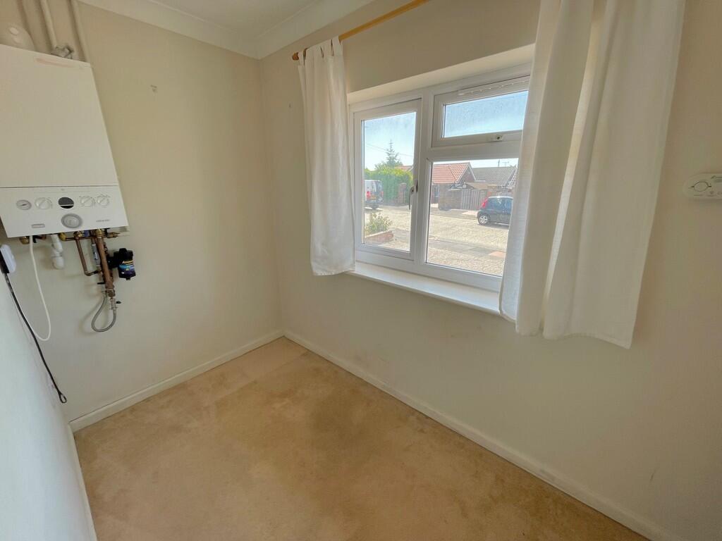 18 Moorfoot Road ...