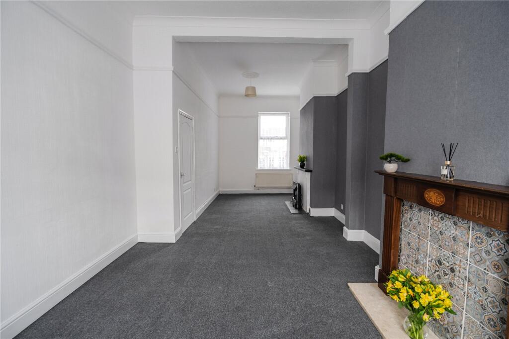 Living/Dining Room