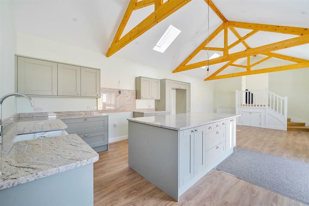 Kitchen.jpg