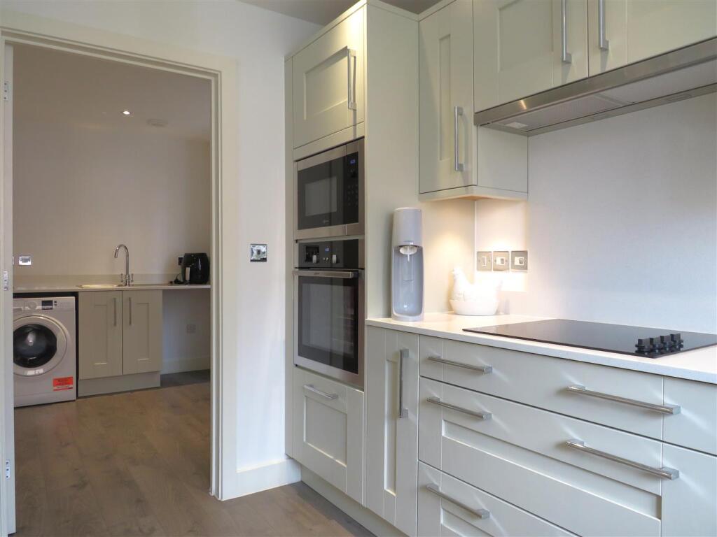Kitchen to Utility Room.JPG
