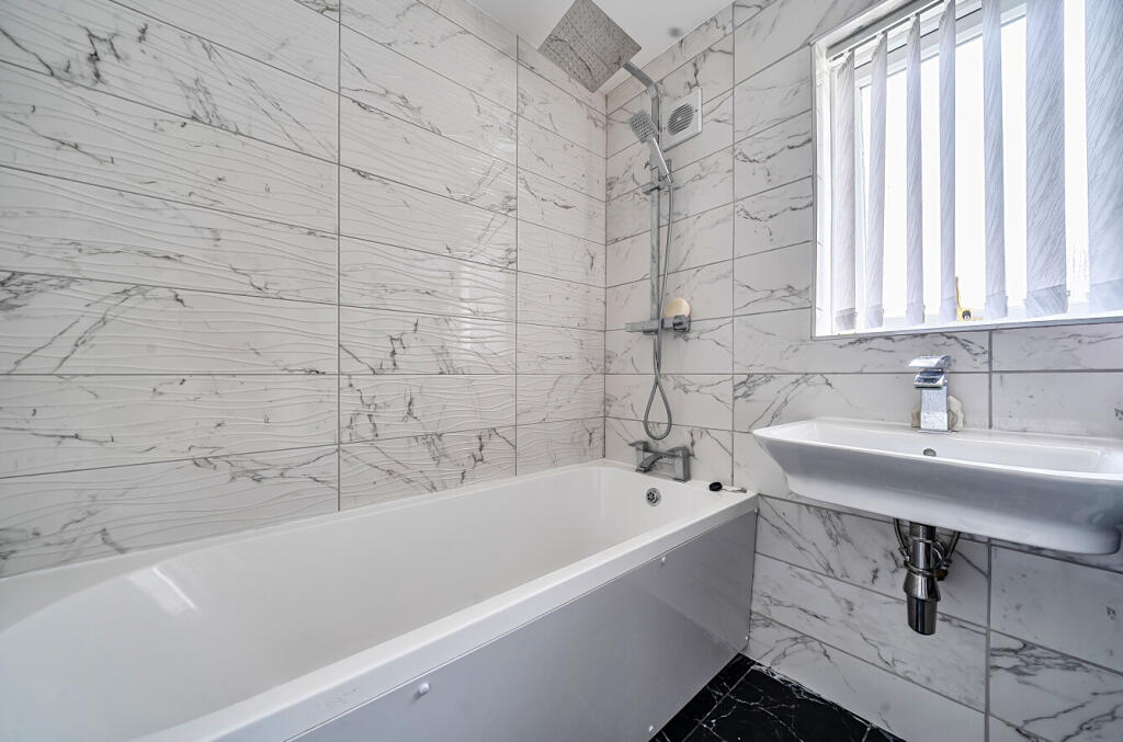 1362609468de9b6a945bf