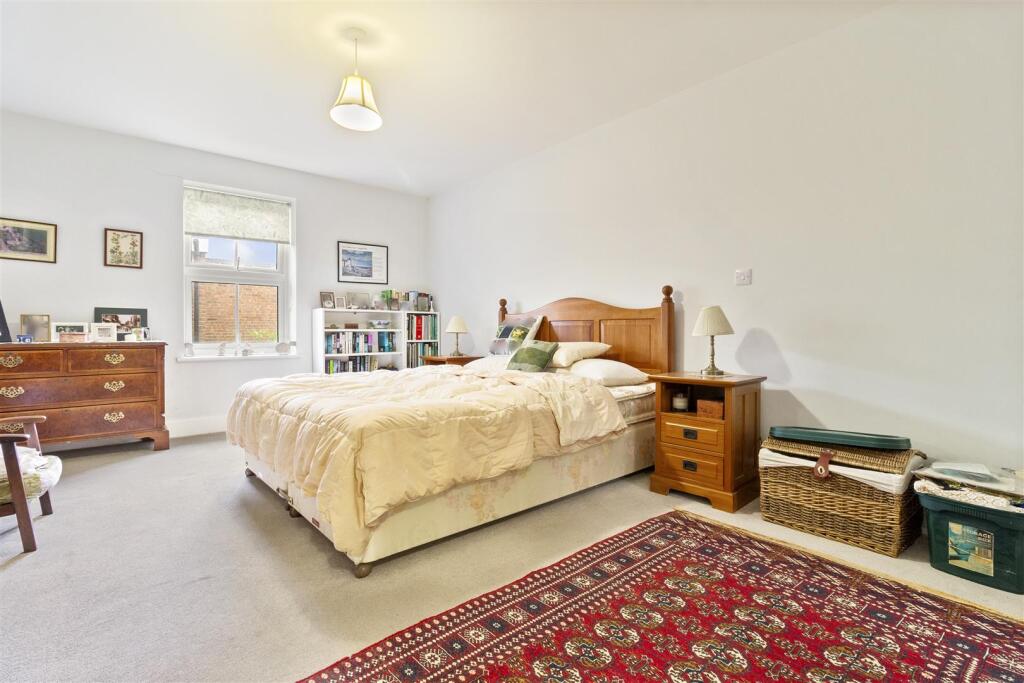12 Wryesdale house-002.JPG
