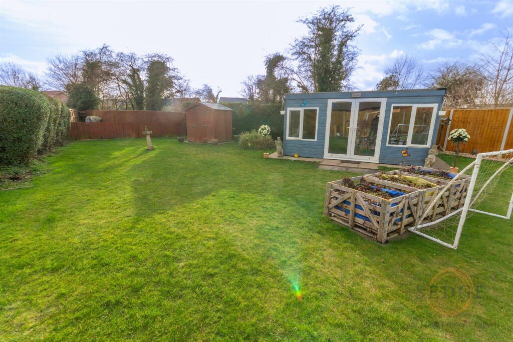 1 mayfield close -02.jpg