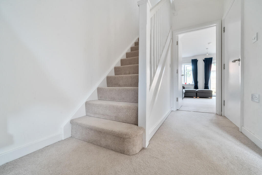 1317424-6-68640db...